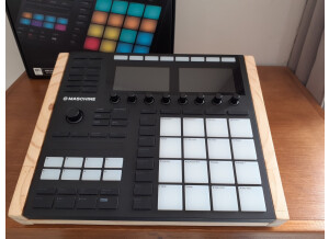 Native Instruments Maschine mk3 (74157)