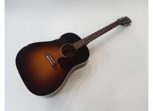 Gibson J-45 Standard (95037)