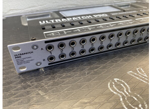 Behringer Ultralink Pro MX882 (67533)