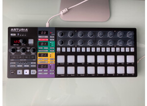 Arturia BeatStep Pro (90924)