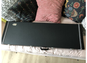 Squier Troy Sanders Jaguar Bass (30789)