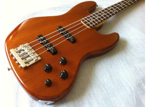 Fender Deluxe Active Jazz Bass Okoume (83764)
