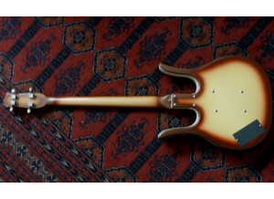 Danelectro Dead On! '58 Longhorn Bass