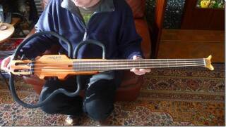 Aria AS-690B