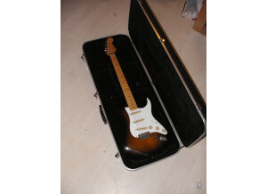 Squier [Classic Vibe Series] Stratocaster \\\'50s - 2-Color Sunburst Maple