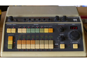 Roland CR-8000 (75197)