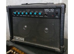 Boss MG-10 Guitar Amplifier