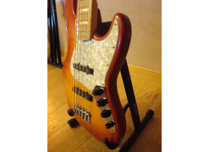 Fender Custom Classic Jazz Bass V
