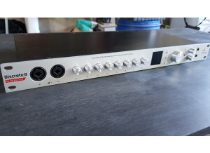 Antelope Audio Discrete 8 Synergy Core (54334)