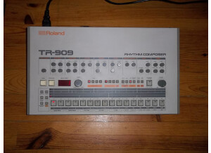 Roland TR-909 (56393)