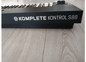 Komplete S88 3