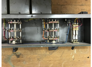 3F320789-BACA-4384-864A-2EF4891CE895