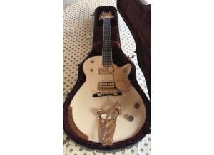 3A0F2A46-6F7B-437F-85E4-4886F3274B9A