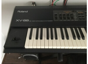 Roland XV-88 (20454)