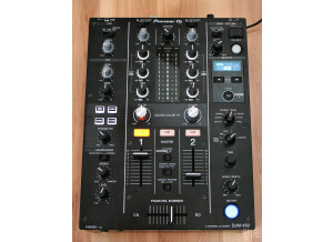 A0DA9D52-4558-49E0-9D14-7E539197F43D