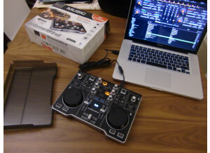 Hercules DJ Control MP3 e2 (14448)
