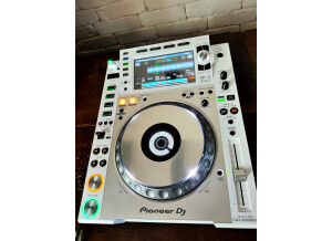 Pioneer CDJ-2000NXS2 (29872)