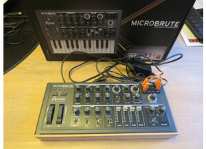 Arturia MicroBrute (21042)