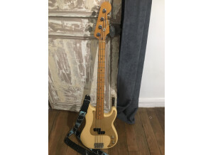 Fender Classic '50s Precision Bass (84335)