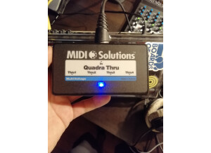 Midi Solutions Quadra Thru V2 (75792)