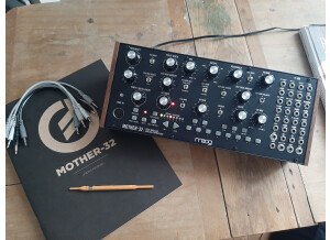 Moog M32 1