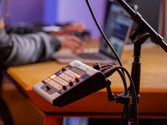 Zoom V3 Stand Zoom V3 Stand