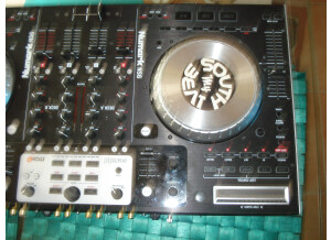 Numark NS6  (3).JPG