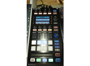 Native Instruments Traktor Kontrol F1 (3350)