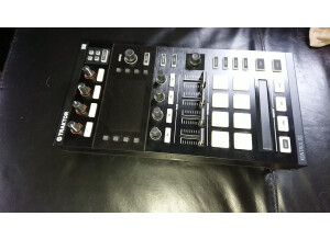 Native Instruments Traktor Kontrol F1 (28758)