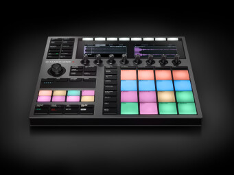 Maschine-Plus-angle-02 Maschine-Plus-angle-02