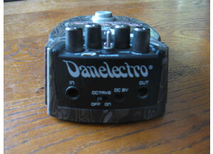 Danelectro LM-1 Black Paisley Liquid Metal