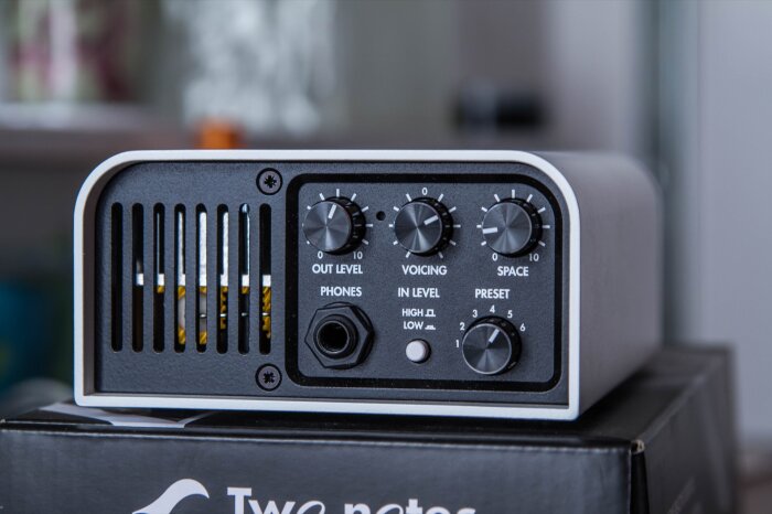 twonotescaptorx twonotescaptorx