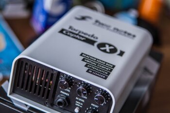 twonotescaptorx-3 twonotescaptorx-3