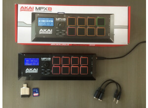 Akai Professional MPX8 (36573)