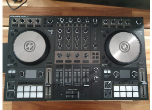 Native Instruments Traktor Kontrol S4 mk3 (94760)