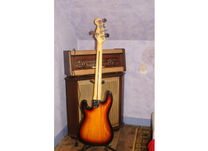 Squier Vintage Modified Precision Bass V (54455)