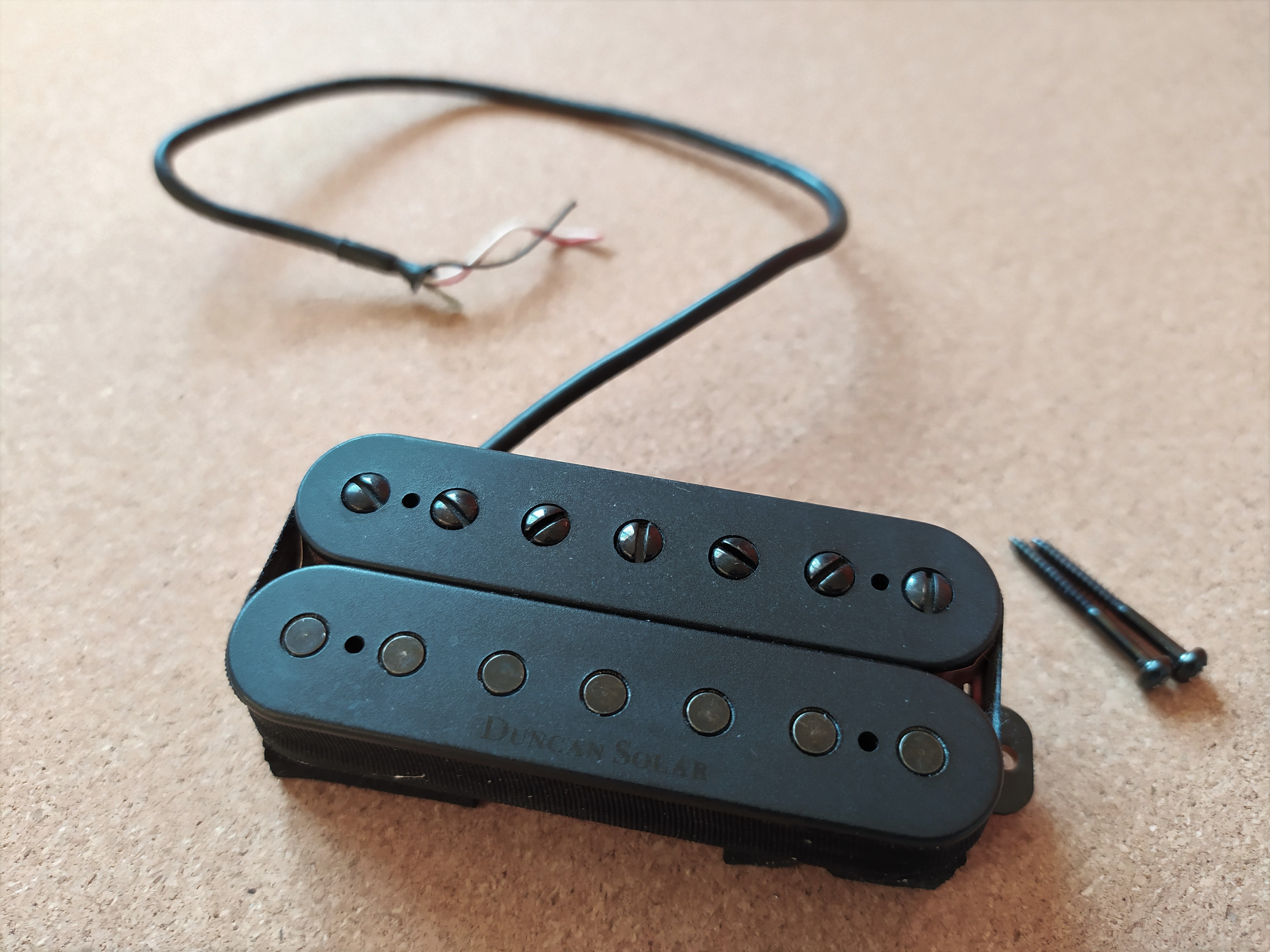 Vends micro guitare 7 cordes Seymour Duncan 'Solar - 59' (neck/manche)