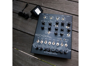 AtomoSynth Mochika Analog Sequencer Synth