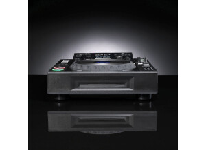 CDJ-700 03