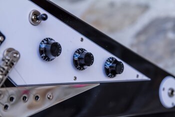 EpiFlyingV-15 EpiFlyingV-15