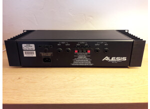 Alesis RA-100