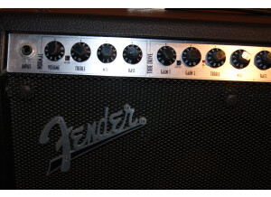 Fender Roc Pro 1000 (78214)