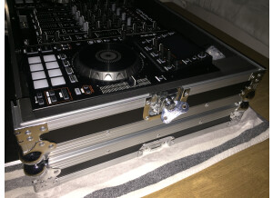 Denon DJ MCX8000 (37712)