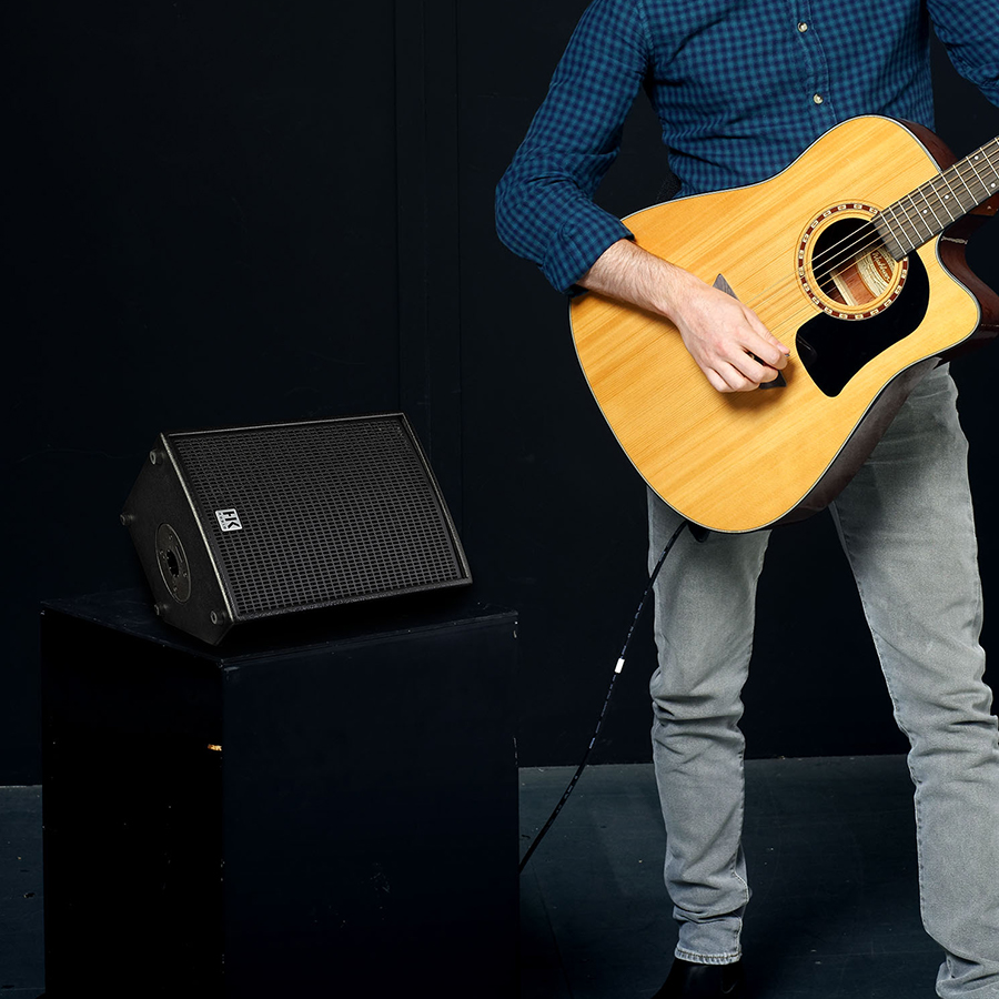 Move8-SocialGraphic3