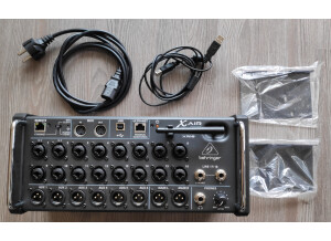 Behringer XR18 (68042)