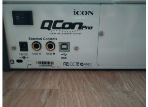 iCon QCon Pro (41100)