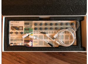 Arturia BeatStep Pro (92511)