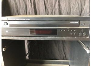 Yamaha CDC-585 (98340)