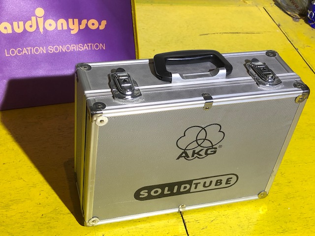 AKG SolidTube (35659)