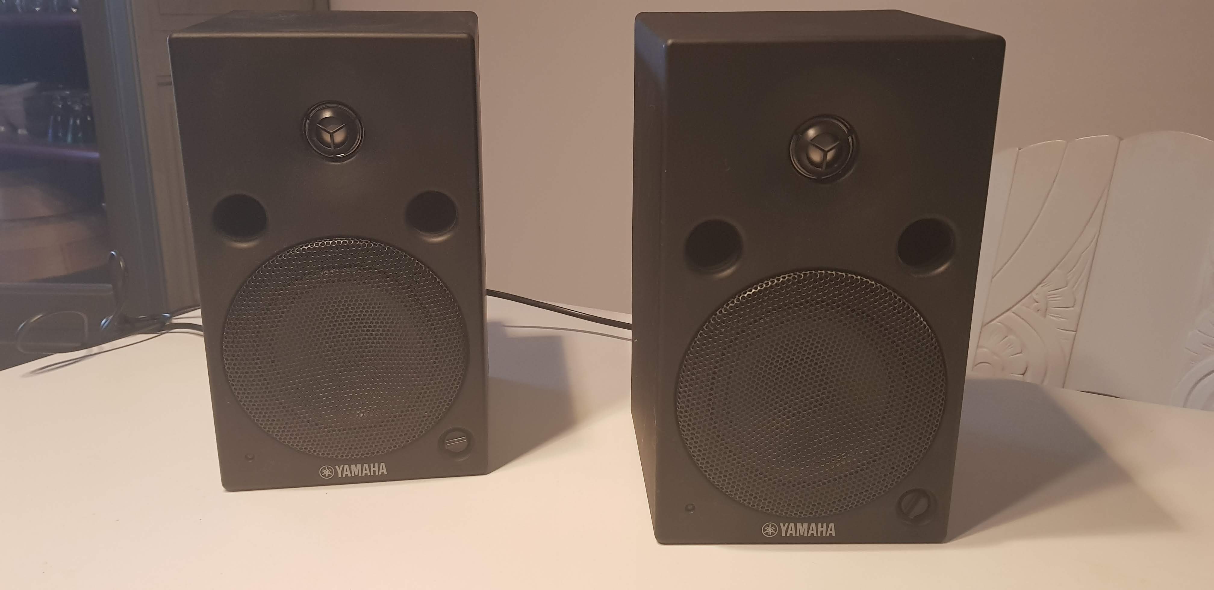 Yamaha MSP5 couple d'enceintes